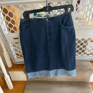Liz Claiborne Lizwear denim skirt